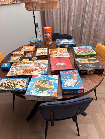 Diverse Gezelschapsspellen voor de Donkere Dagen beschikbaar voor biedingen
