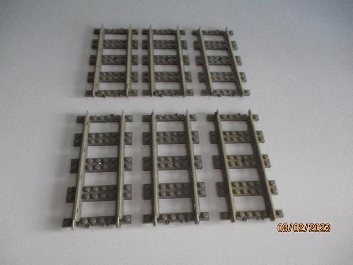 LEGO 9 volt 4515 6 Rechte Rails GRIJS in perfecte staat!!, Kinderen en Baby's, Speelgoed | Duplo en Lego, Zo goed als nieuw, Lego