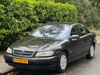 Opel Omega 2.2 I 16V SDN 2001 Zwart, Auto's, Opel, Omega, Achterwielaandrijving, 4 cilinders, 1505 kg