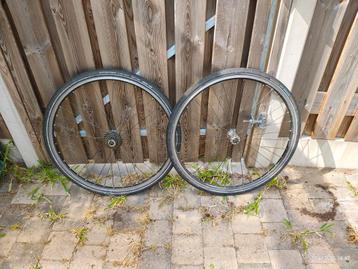 Koga & Batavus wielset, 1 los voorwiel beschikbaar voor biedingen