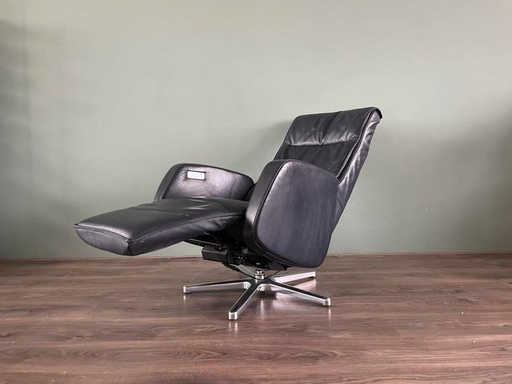 Nette elektrische blauwe leren relax fauteuil maat S, Huis en Inrichting, Fauteuils, Ophalen