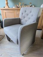 4 Zandkleurige eetkamerstoelen met armleuningen, Huis en Inrichting, Stoelen, Ophalen, Gebruikt, Overige kleuren, Vier