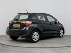 Toyota Yaris 1.5 Hybrid Active | Navigatie | Parkeercamera |, Gebruikt, 4 cilinders, Met garantie (alle), Zwart