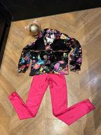 Flower power set maat 28 roze zwart carnaval verkleedkleding, Kinderen en Baby's, Ophalen of Verzenden, Nieuw, Jongen of Meisje