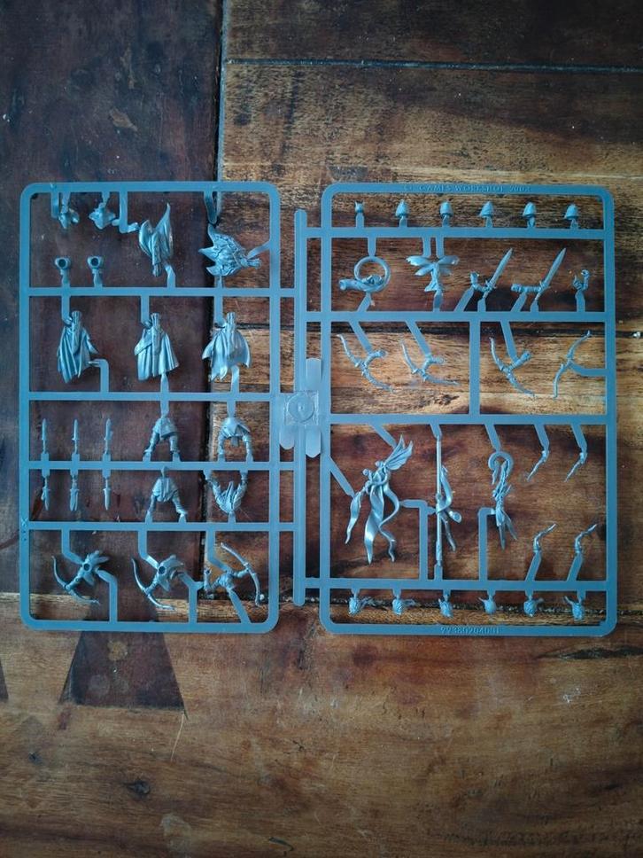 4x Wood Elves Gladde Guard / Scouts (1 complete sprue), Hobby en Vrije tijd, Wargaming, Nieuw, Warhammer, Figuurtje(s), Ophalen of Verzenden