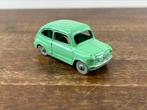 Dinky Toys 183 Fiat 600, Ophalen of Verzenden, Zo goed als nieuw, Auto, Dinky Toys