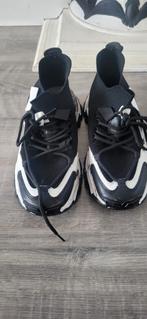 Zwart/witte gympen/sneakers, maat 41, Zwart, Ophalen of Verzenden, Sneakers of Gympen, Zo goed als nieuw