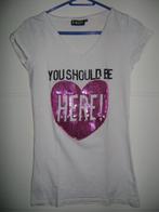 Wit stretch shirt met pailletten hart - maat XS, Wit, Ophalen of Verzenden, Zo goed als nieuw, Korte mouw