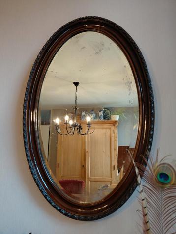 antieke ovale spiegel  beschikbaar voor biedingen