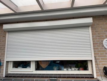 Heroal rolluik handbediend beschikbaar voor biedingen
