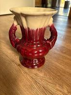 Vintage rode vaas met handvatten - Decoratie object, Ophalen of Verzenden