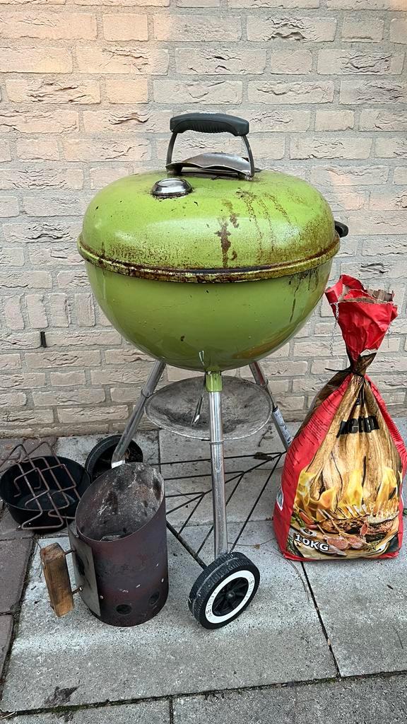 Weber BBQ 47cm + accessoires, Tuin en Terras, Houtskoolbarbecues, Gebruikt, Met accessoires, Ophalen