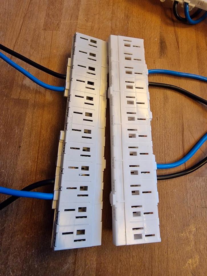 ABB busboard nieuwe type wit/beige 13st beschikbaar, Doe-het-zelf en Verbouw, Elektra en Kabels, Gebruikt, Overige typen, Ophalen