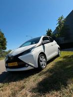 Toyota Aygo 1.0 12V Vvt-i Ddrs 2018 Wit, Auto's, Voorwielaandrijving, Stof, 4 stoelen, Wit