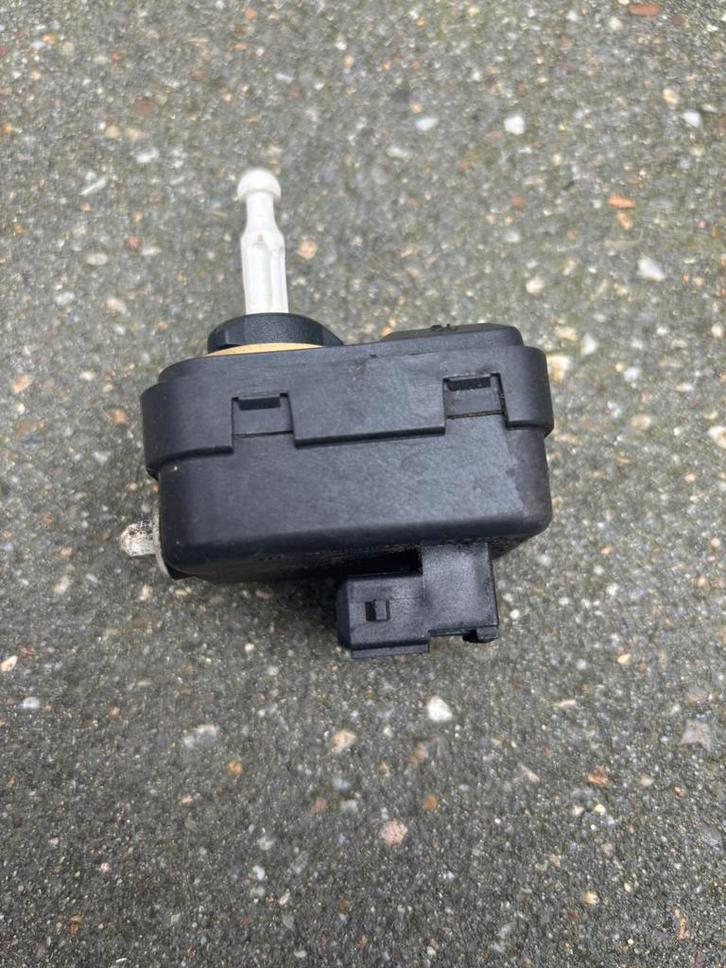 Volvo s60 Koplamp nievau level motor. 2007- 209 pk, Auto-onderdelen, Klein materiaal, Volvo, Gebruikt, Ophalen of Verzenden