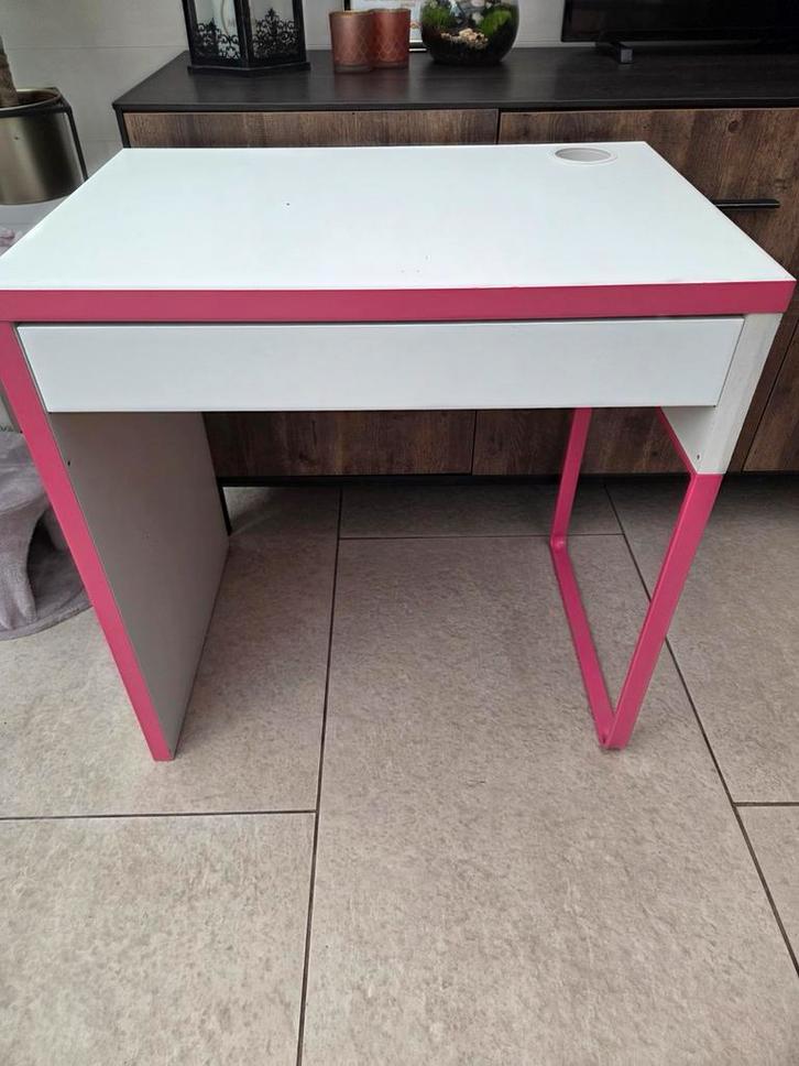 Ikea Micke Bureau, Huis en Inrichting, Bureaus, Gebruikt, Bureau, Ophalen of Verzenden