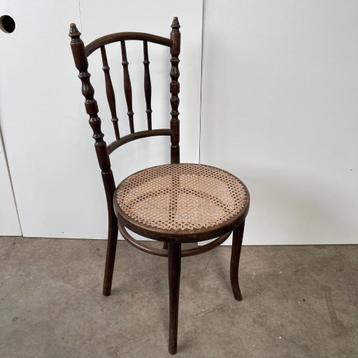 Antieke Thonet Originele Caféstoel Antiek Hout Stoel beschikbaar voor biedingen