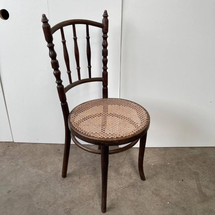 Antieke Thonet Originele Caféstoel Antiek Hout Stoel, Antiek en Kunst, Antiek | Meubels | Stoelen en Banken, Ophalen