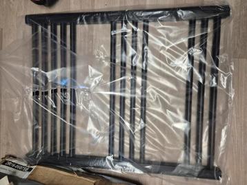 Verwarming radiator mat zwarti beschikbaar voor biedingen