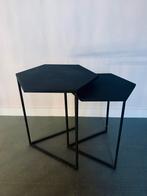 Zwarte zeshoekige bijzettafels (2 stuks), Huis en Inrichting, Minder dan 55 cm, Metaal of Aluminium, Zo goed als nieuw, Overige vormen
