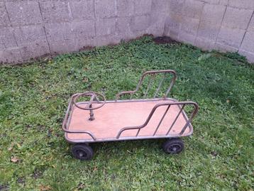 Vintage speelkar/ duwkar basisschool, onverwoestbaar  beschikbaar voor biedingen