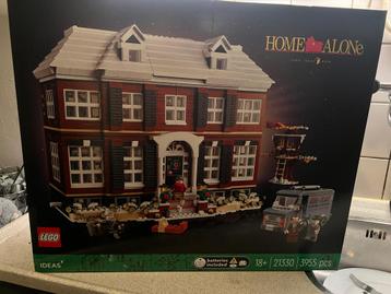Lego home alone set (staat in elkaar) beschikbaar voor biedingen