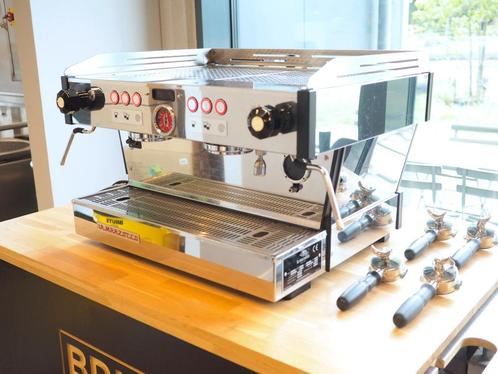 La Marzocco Linea PB II AV 2018 2 groeps espressomachine, Witgoed en Apparatuur, Koffiezetapparaten, Refurbished, Gemalen koffie