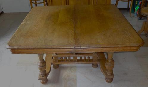 Antieke Henri Deux tafel in originele staat, Antiek en Kunst, Antiek | Meubels | Tafels, Ophalen