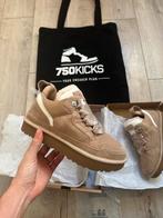 UGG Lowmel Sand Womens 1144032-SAN Maat EU37, Kleding | Dames, UGG, Overige kleuren, UGG, Nieuw