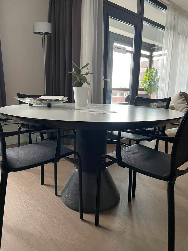 Design eettafel van Arco Balance, Huis en Inrichting, Tafels | Eettafels, Gebruikt, 100 tot 150 cm, 50 tot 100 cm, Vijf personen of meer