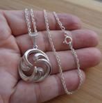 zilveren ketting met mooie fantasie hanger [012], Met hanger, Verzenden, Zo goed als nieuw, Zilver