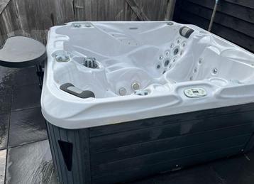 | 🏖️💦 Passion Jacuzzi❗️| 🏖️💦 6PERS❗️|🏖️💦 beschikbaar voor biedingen