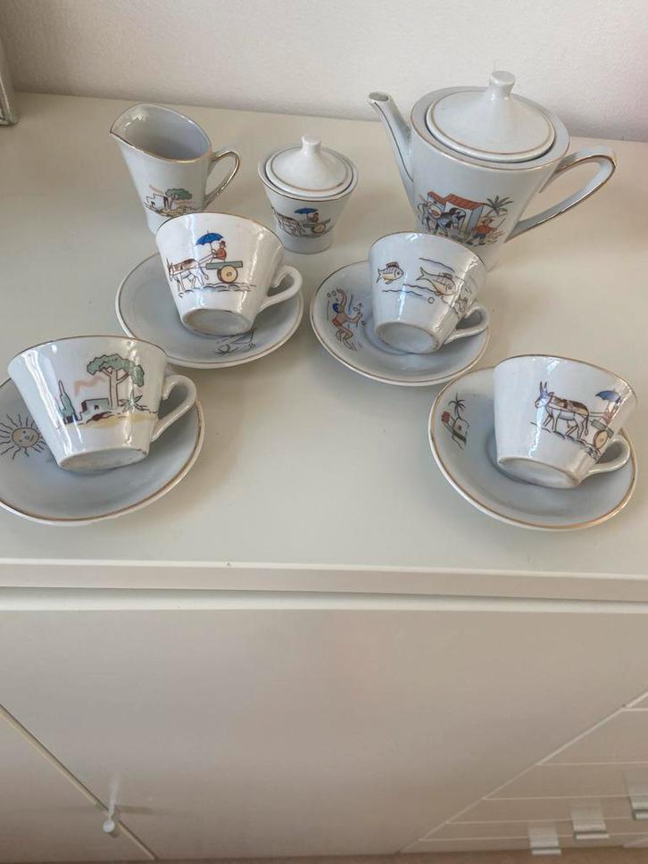 Antiek Kindertheeservies Compleet, Antiek en Kunst, Antiek | Servies compleet, Ophalen