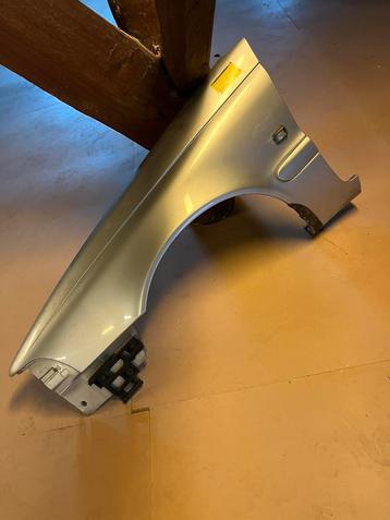 Voorscherm/spatbord Links Volvo C70 cabrio bj 2003 beschikbaar voor biedingen