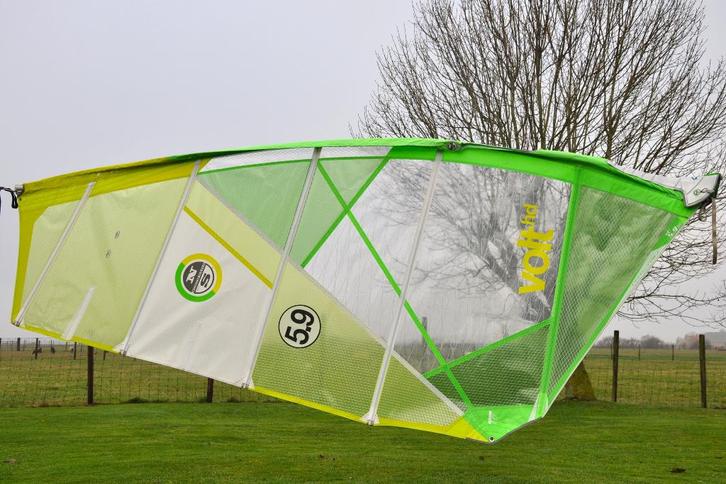 5.9m2 NorthSails Volt HD zeil (+ evt 430 RDM mast), Watersport en Boten, Windsurfen, Gebruikt, Zeil, Met draagtas, 5 tot 7 m²
