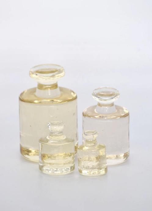 4 Vintage Apothekersgewichten van massief glas. - 1950's, Huis en Inrichting, Keuken | Keukenbenodigdheden, Zo goed als nieuw