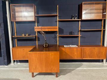 Poul Cadovius by Royal System vintage modulair wandsysteem beschikbaar voor biedingen