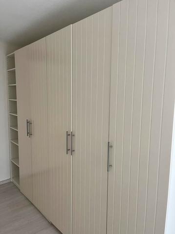 Ikea Pax Kasten Wit met deuren 300x58x236 cm beschikbaar voor biedingen