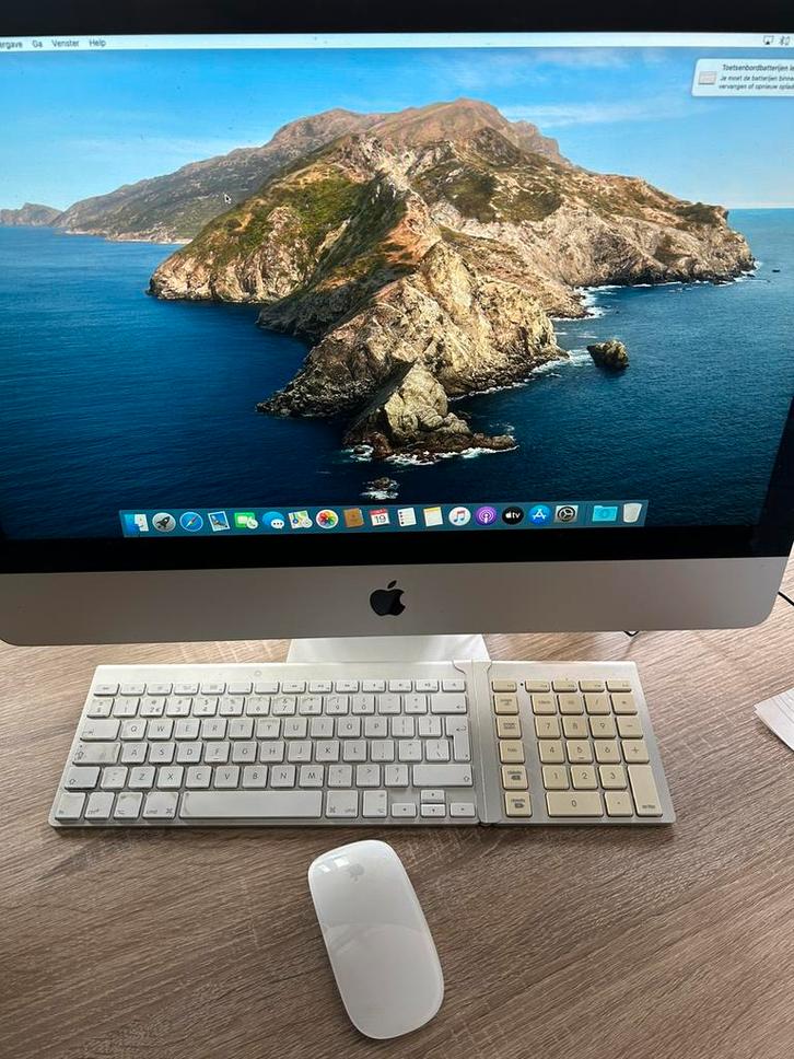 iMac. 21,5 inch scherm, 8 GB intern, 500 GB opslag, Computers en Software, Apple Desktops, iMac, 2 tot 3 Ghz, Ophalen