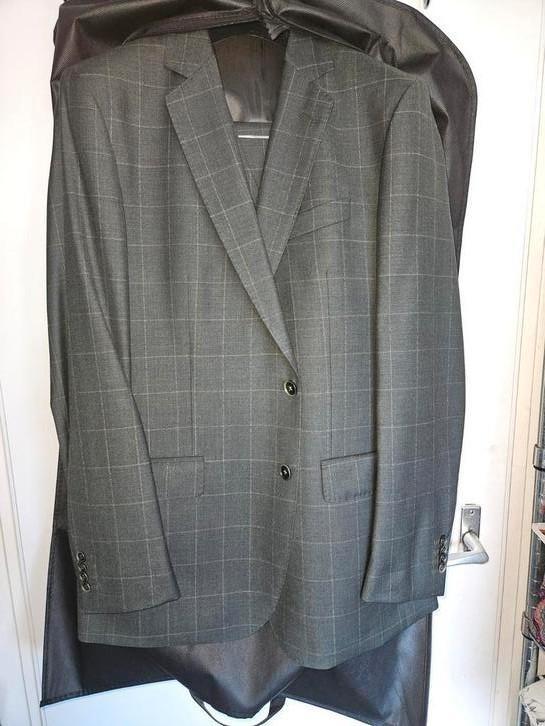 Driedelig kostuum maat 52, wol, studio Milano, Kleding | Heren, Kostuums en Colberts, Zo goed als nieuw, Maat 52/54 (L), Groen