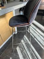 Gubi Beetle barkruk, Huis en Inrichting, Barkrukken, 1 kruk, Ophalen, Zo goed als nieuw, 60 tot 90 cm