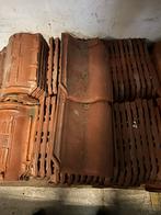 Dakpannen - 70 stuks in nieuwstaat, Doe-het-zelf en Verbouw, Dakpannen en Dakbedekking, Ophalen, Steen of Klei, Zo goed als nieuw