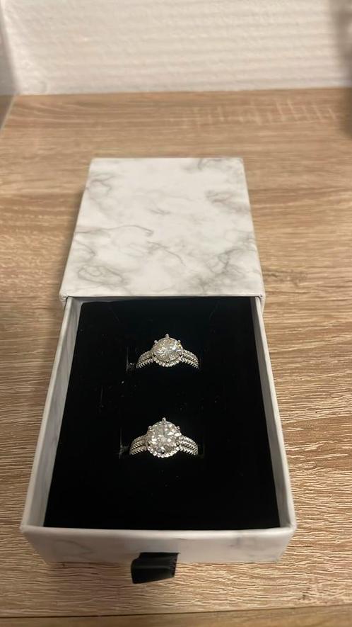 luxe ringen met diamant, Sieraden, Tassen en Uiterlijk, Ringen, Zo goed als nieuw, Dame, 17 tot 18, Zilver, Ophalen of Verzenden