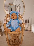 Levensechte Babypop met Stitch Pakje, Kinderen en Baby's, Speelgoed | Poppen, Ophalen, Zo goed als nieuw, Babypop