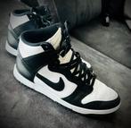 Nike Dunk High Panda, Kleding | Heren, Schoenen, Ophalen of Verzenden, Zo goed als nieuw, Zwart, Sneakers of Gympen