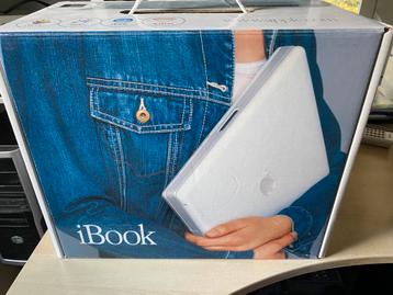Apple iBook compleet met doos beschikbaar voor biedingen