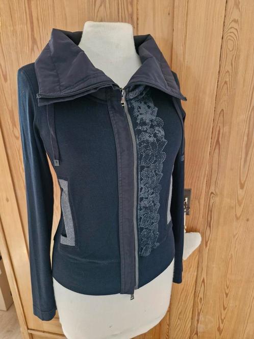 MarcCain Sports zwart vest jasje kraag mt S zgan, Kleding | Dames, Truien en Vesten, Zo goed als nieuw, Maat 36 (S), Zwart, Ophalen of Verzenden
