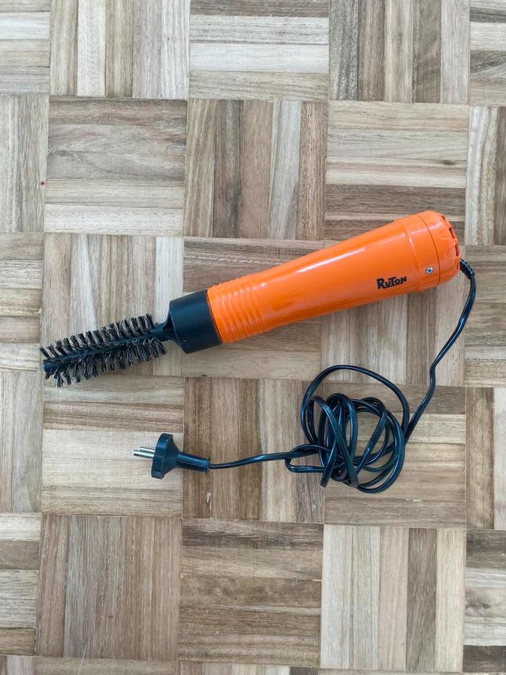 Vintage jaren 70 Ruton föhn en styler! Werkt!, Sieraden, Tassen en Uiterlijk, Uiterlijk | Haarverzorging, Zo goed als nieuw, Föhn of Haardroger