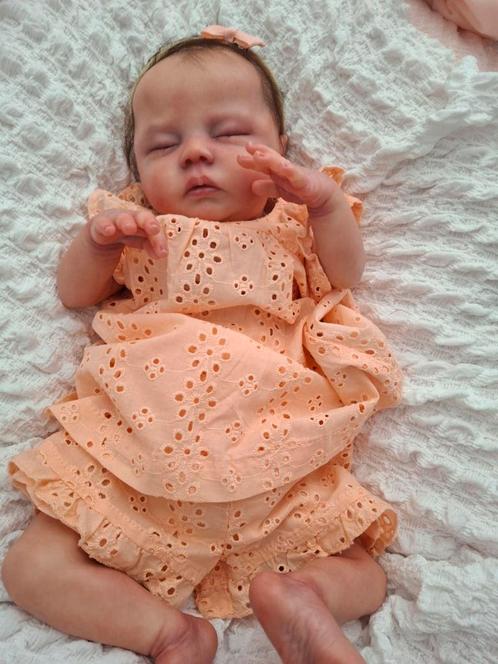 Reborn baby 🎀DELILAH🎀, Verzamelen, Poppen, Zo goed als nieuw, Babypop, Ophalen of Verzenden