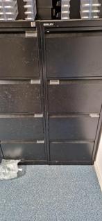2 zwarte Vintage archiefkasten metaal, Huis en Inrichting, Kasten | Roldeurkasten en Archiefkasten, 50 tot 100 cm, 150 tot 200 cm